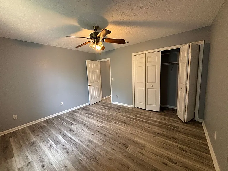 6903 Ross Dr — Photo 13