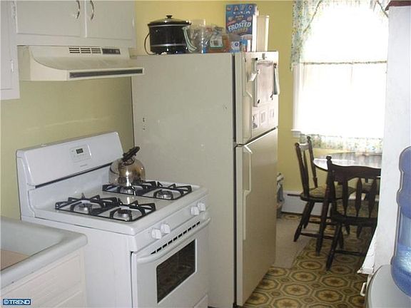 4th image of 6633 Montague St