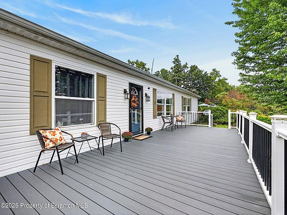 5th image of 11008 Valley View Dr