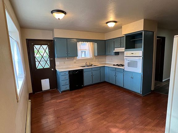 2nd image of 114 Crawford Ln