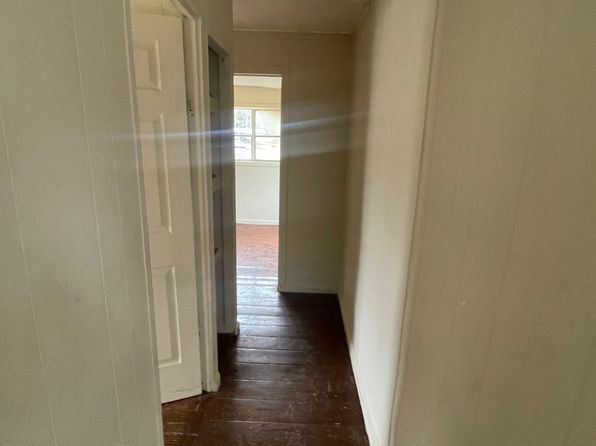101-101 Pecan St