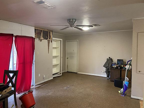 3rd image of 171 Briarcliff Dr