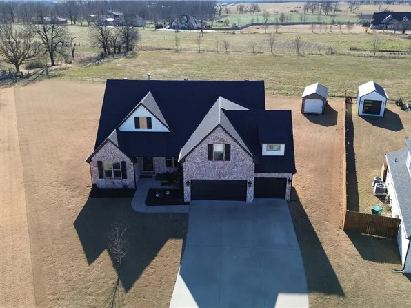 305 Forza Ln, Springdale, AR 72762