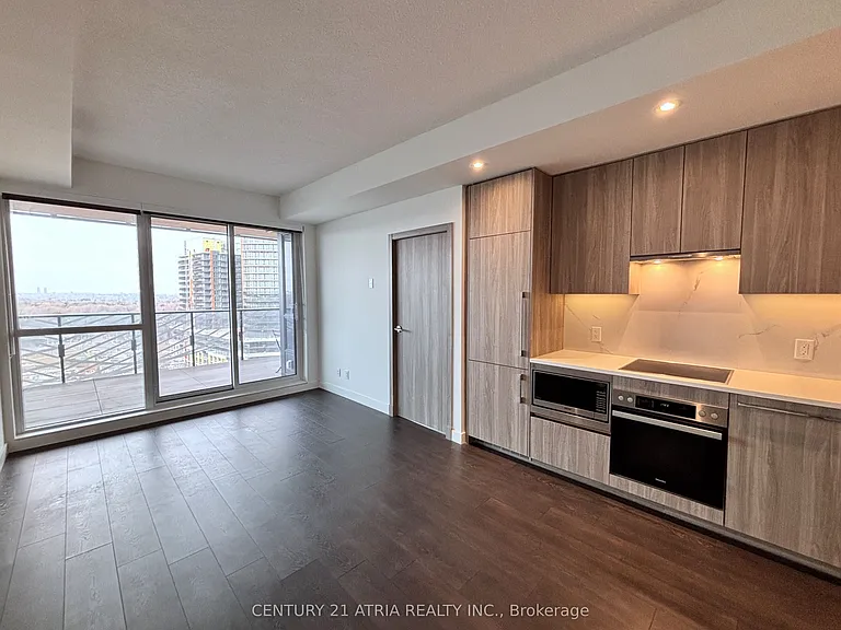 27 McMahon Dr #1211 — Photo 3