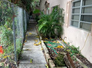 912 N 18th Ct #101, Hollywood, FL 33020