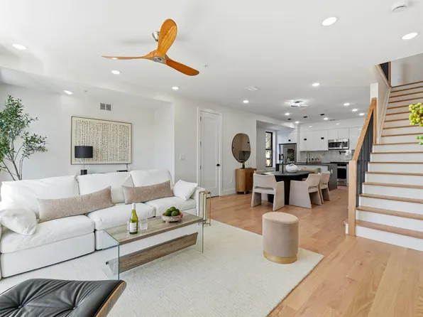 82 Pamrapo Ave #2, Jersey City, NJ 07305