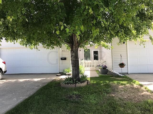 1st image of 817 Kirkwood Dr