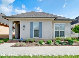 114 Pettigrove Dr, Youngsville, LA 70592