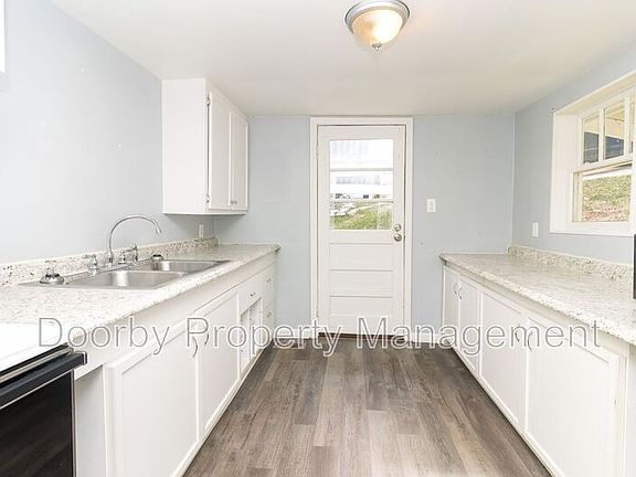 4th image of 966 Beason Dr
