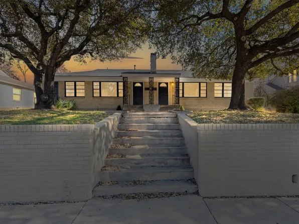 2729 Forest Park Blvd, Fort Worth, TX 76110