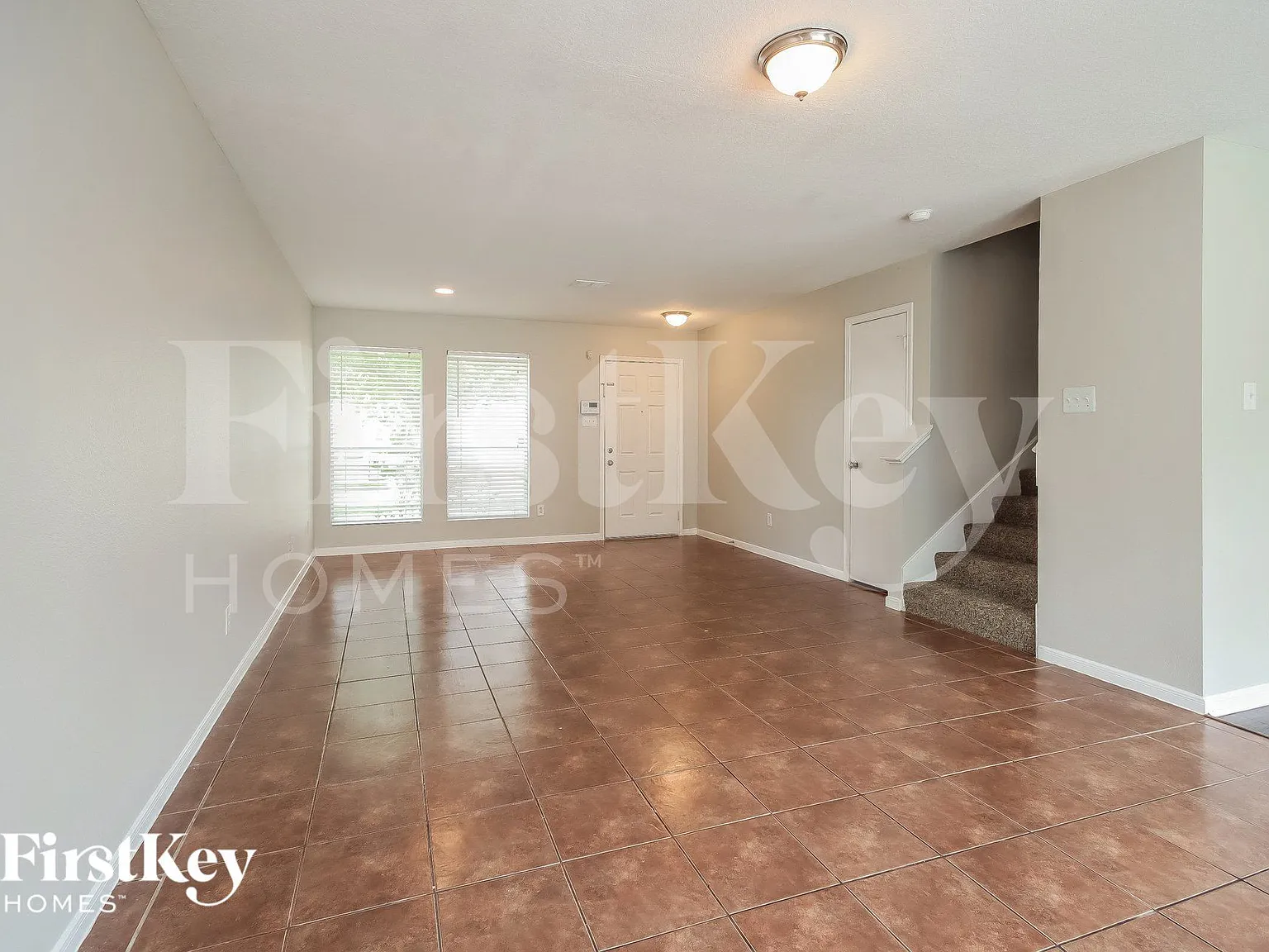4 bed, 2.0 bath, 2018 sqft, $2,075 — Photo 3