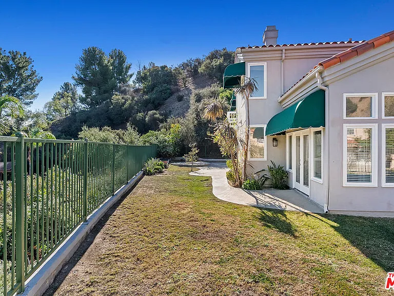 3767 Paseo Primario — Photo 27