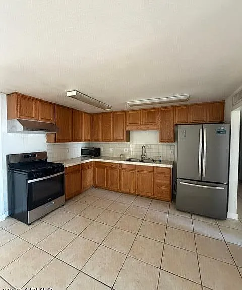 14036 N 34th Pl — Photo 3