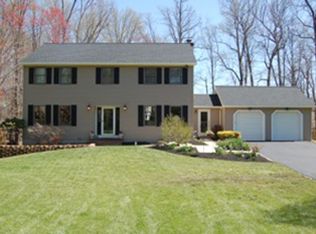 222 Autumn Dr, Exton, PA 19341