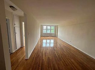18 Saint Marks Pl #6D, Staten Island, NY 10301