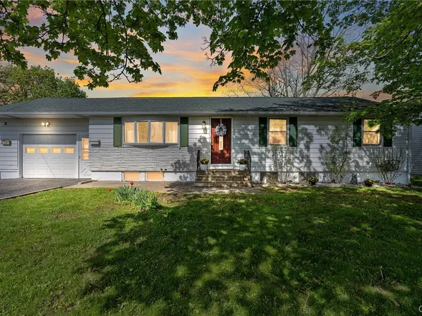 106 Deborah Dr, Liverpool, NY 13088