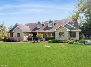 2917 Bridlepath Ct, Lake Geneva, WI 53147