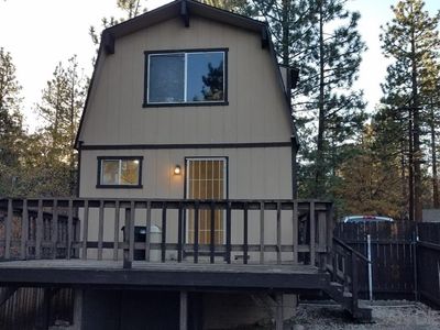 695 Maple Ln, Sugarloaf, CA, 92386