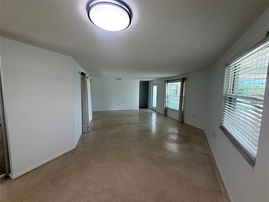 2 bed, 2.0 bath, 1286 sqft, $2,550 — Photo 3