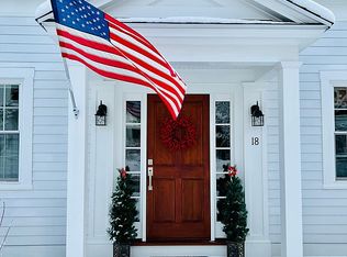 18 Brown St, Kennebunk, ME 04043