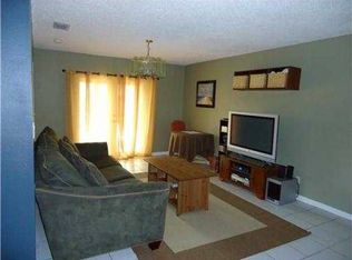 2902 E Orchard Cir, Davie, FL 33328