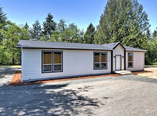 3350 E Rasor Rd W, Belfair, WA 98528