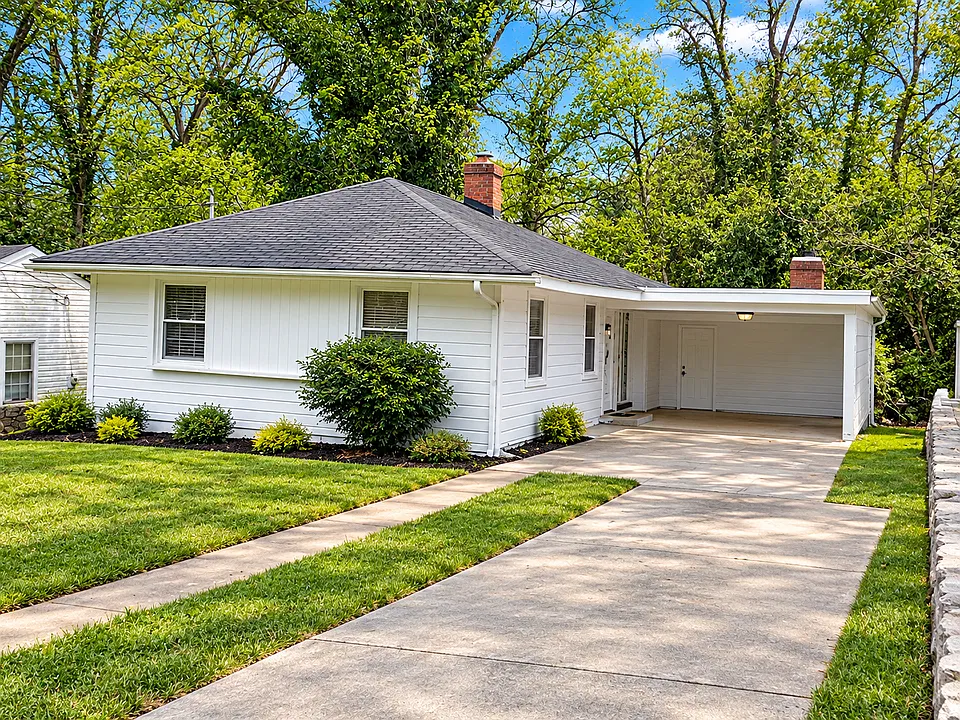208 Sunset Dr