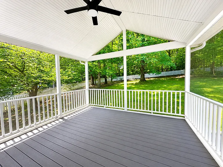 1411 Deer Spring Ct — Photo 26