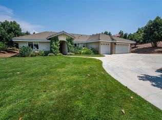 11189 Meadow Glen Way E, Escondido, CA 92026