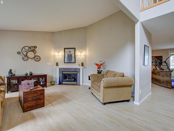 4th image of 9204 NE 156th Ave