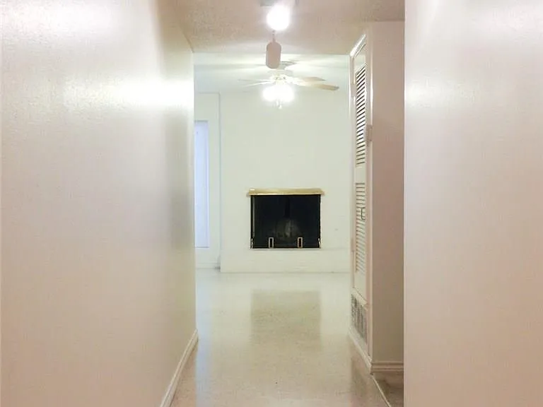 3713 Meredith St — Photo 4
