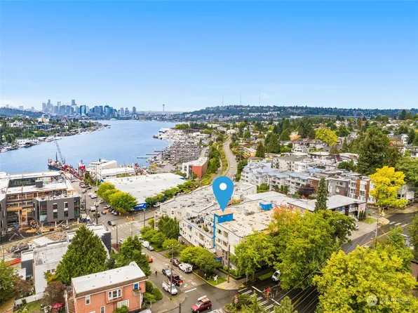 3919 Latona Avenue NE #205, Seattle, WA 98105