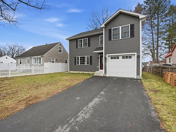 2nd image of 140 Temby St
