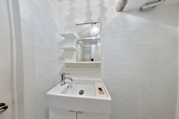 Rented by The Downtown LLC | media 42