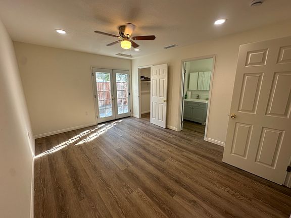 5th image of 4484 Apricot Rd #B
