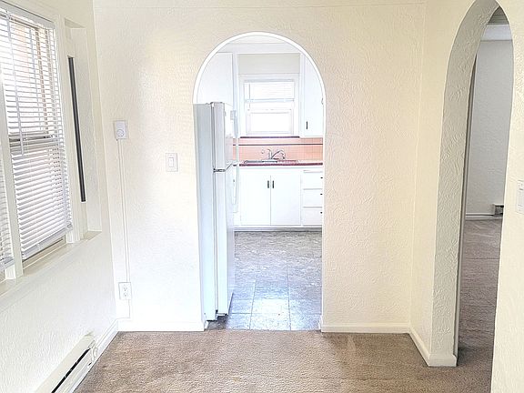 5th image of 3119 Colby Ave Suite 3