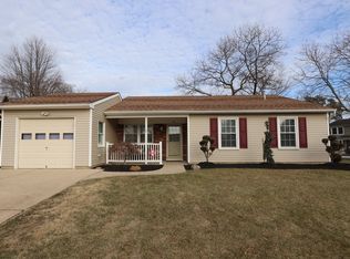 2 Stratton Dr, Howell, NJ 07731