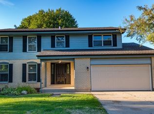 1008 Butler Dr, Crystal Lake, IL 60014