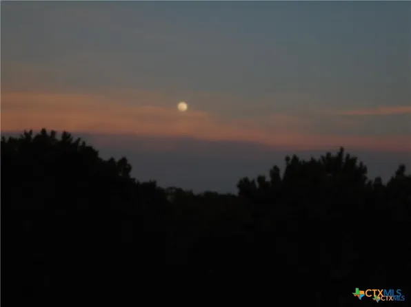 844 Plainview Rd, Wimberley, TX 78676