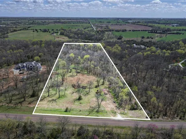 10283 W 191st St, Bucyrus, KS 66013