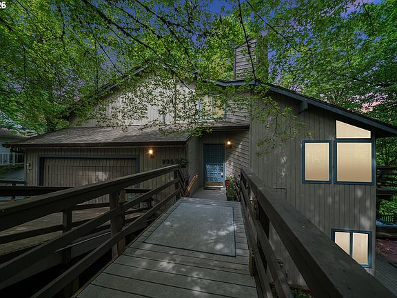 4th image of 19655 Sun Cir