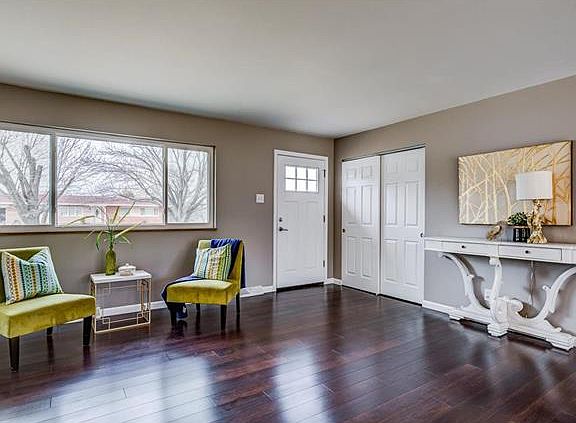 3rd image of 9540 Indian Meadows Dr