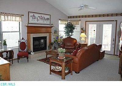 4th image of 1604 Burkey Ct