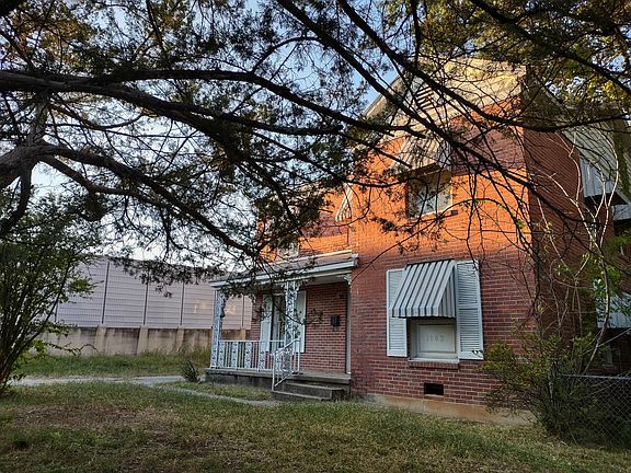 2nd image of 1162 Janther Pl