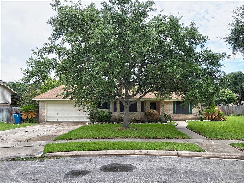1st image of 2208 Aspen Dr