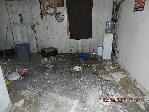 5th image of 1517 Grace St