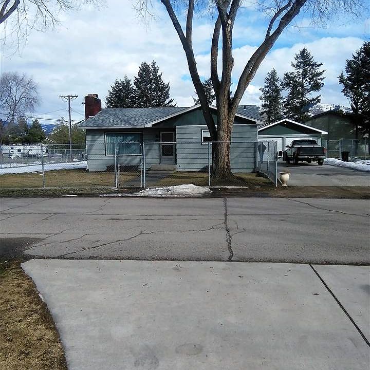 1st image of 1404 26th Ave