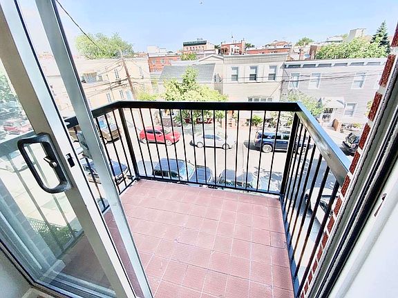 3rd image of 32-26 42nd St #3Z