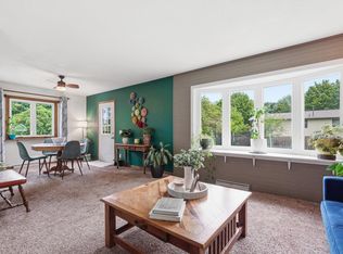 3137 Clove Dr, Madison, WI 53704