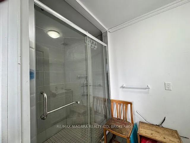 4893 Hunter St — Photo 10